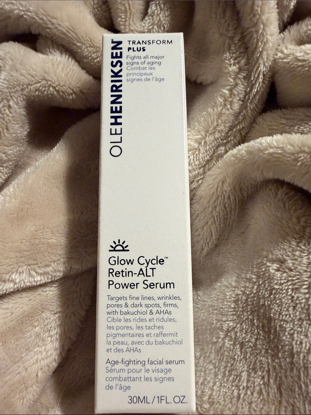 Ole Henriksen Glow Cycle Retin-ALT Power Serum — White and Beige